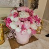 Ramo de Velas Florales en Cubo Metálico Rosa